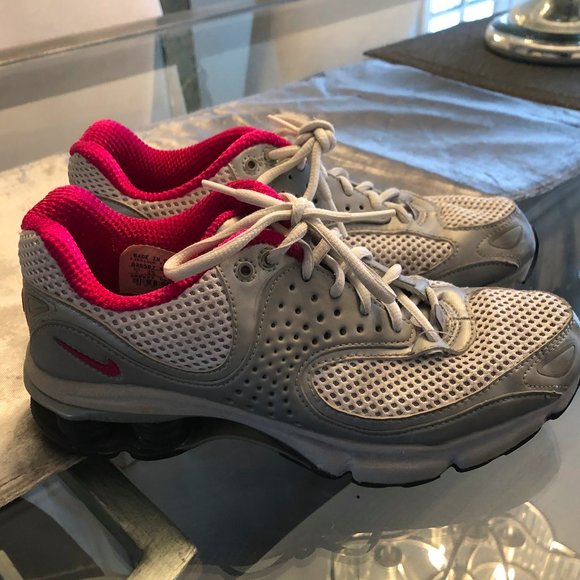 Nike shox best sale duralon